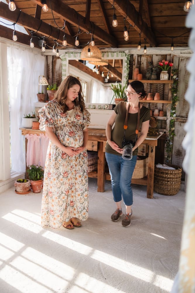 bts during knoxville maternity photography session at the Holmstead studio