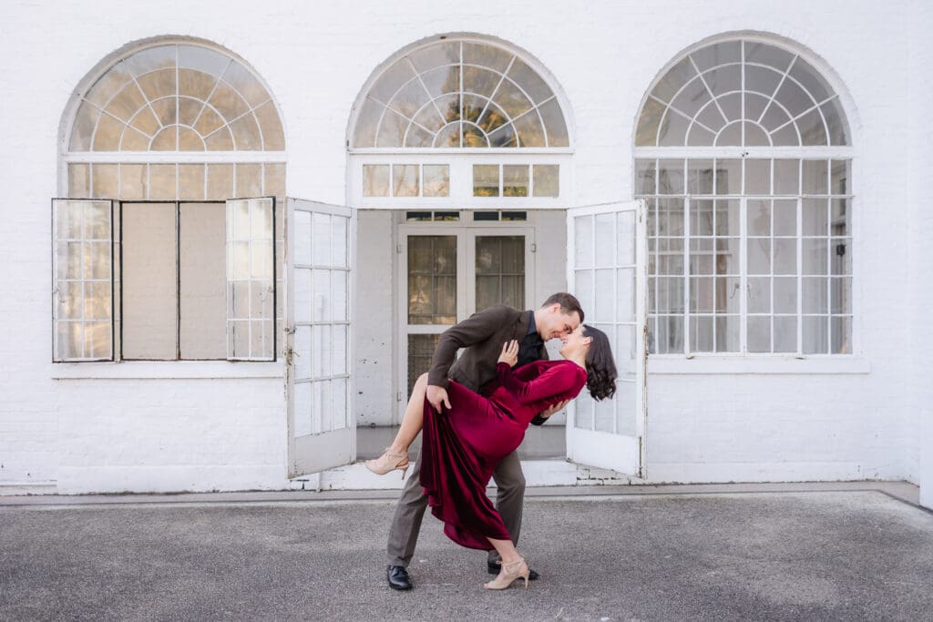 dad dipping mom at the bleak house during knoxville maternity photography session